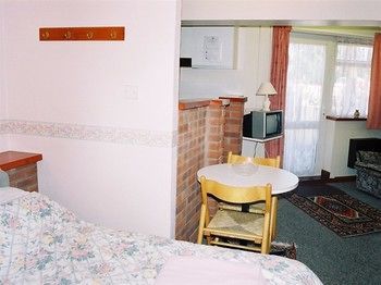 Crossways & Sea View Holiday Apartments 토키 외부 사진